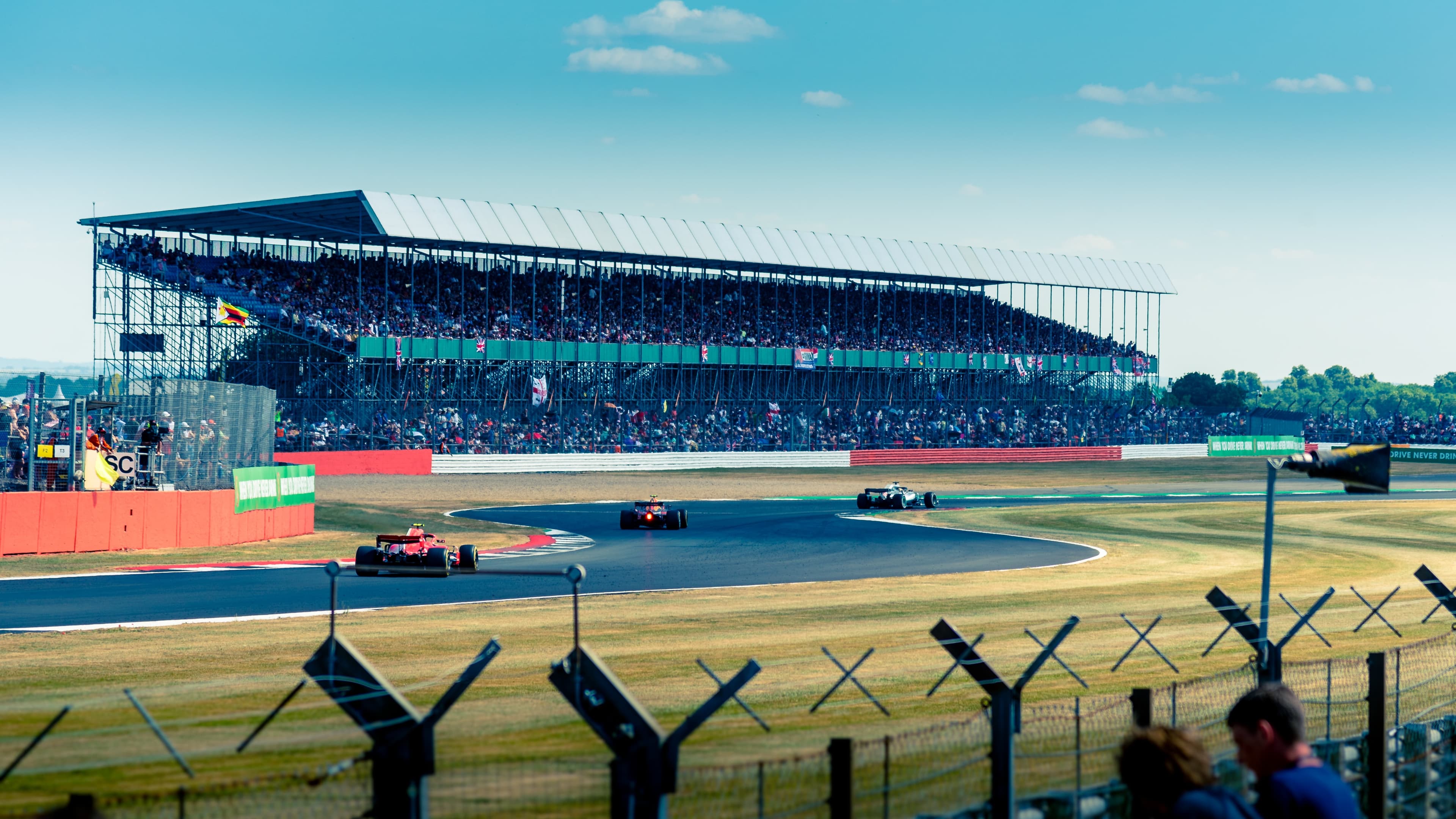 F1-kausi 2022 – Katso lähetykset, kalenteri ja pistetilanne